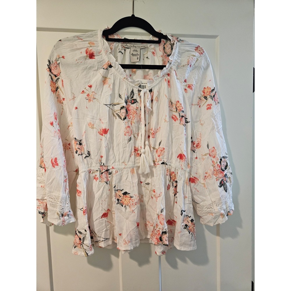 American Rag floral blouse size small NWT